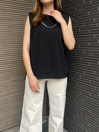 ネックレスモチーフ付カットソー ブラック