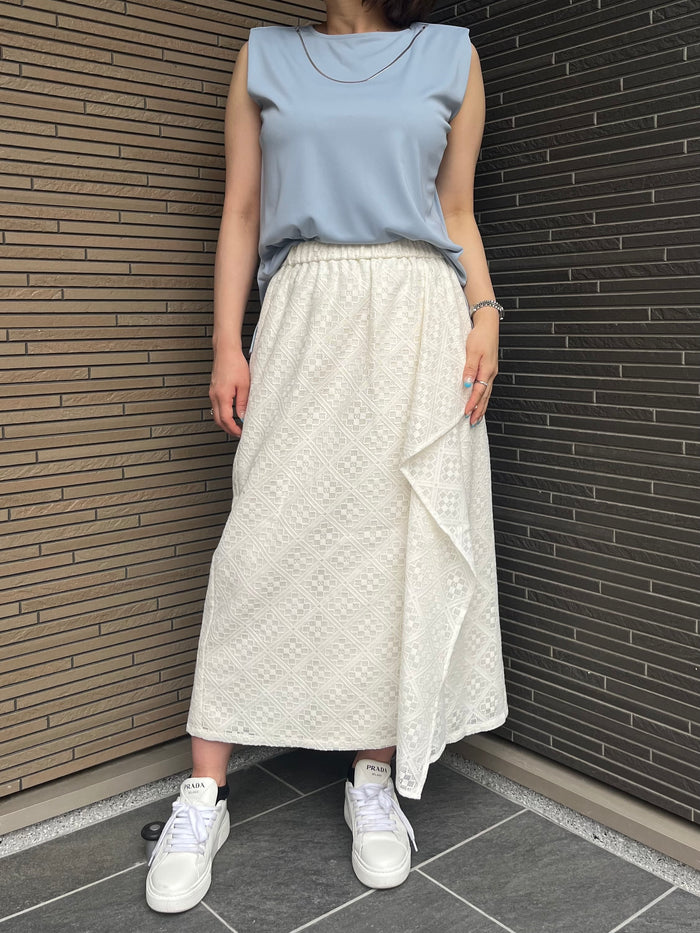 ネックレスモチーフ付カットソー アイスブルー