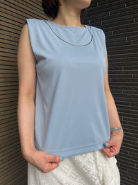 ネックレスモチーフ付カットソー アイスブルー