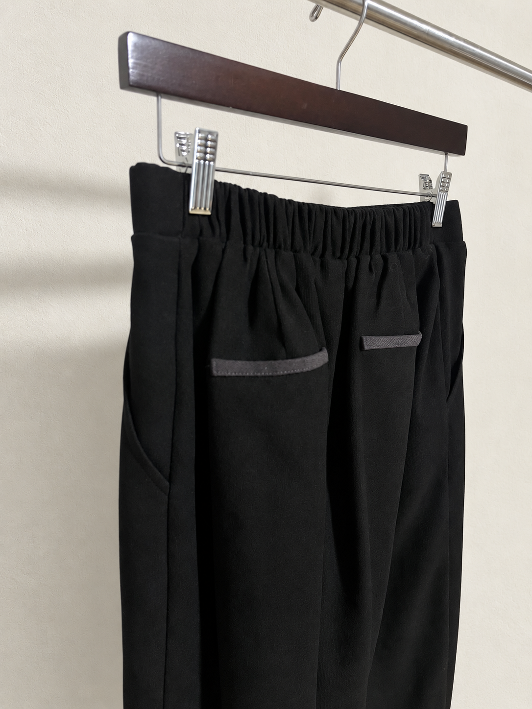 バレルパンツ ブラック