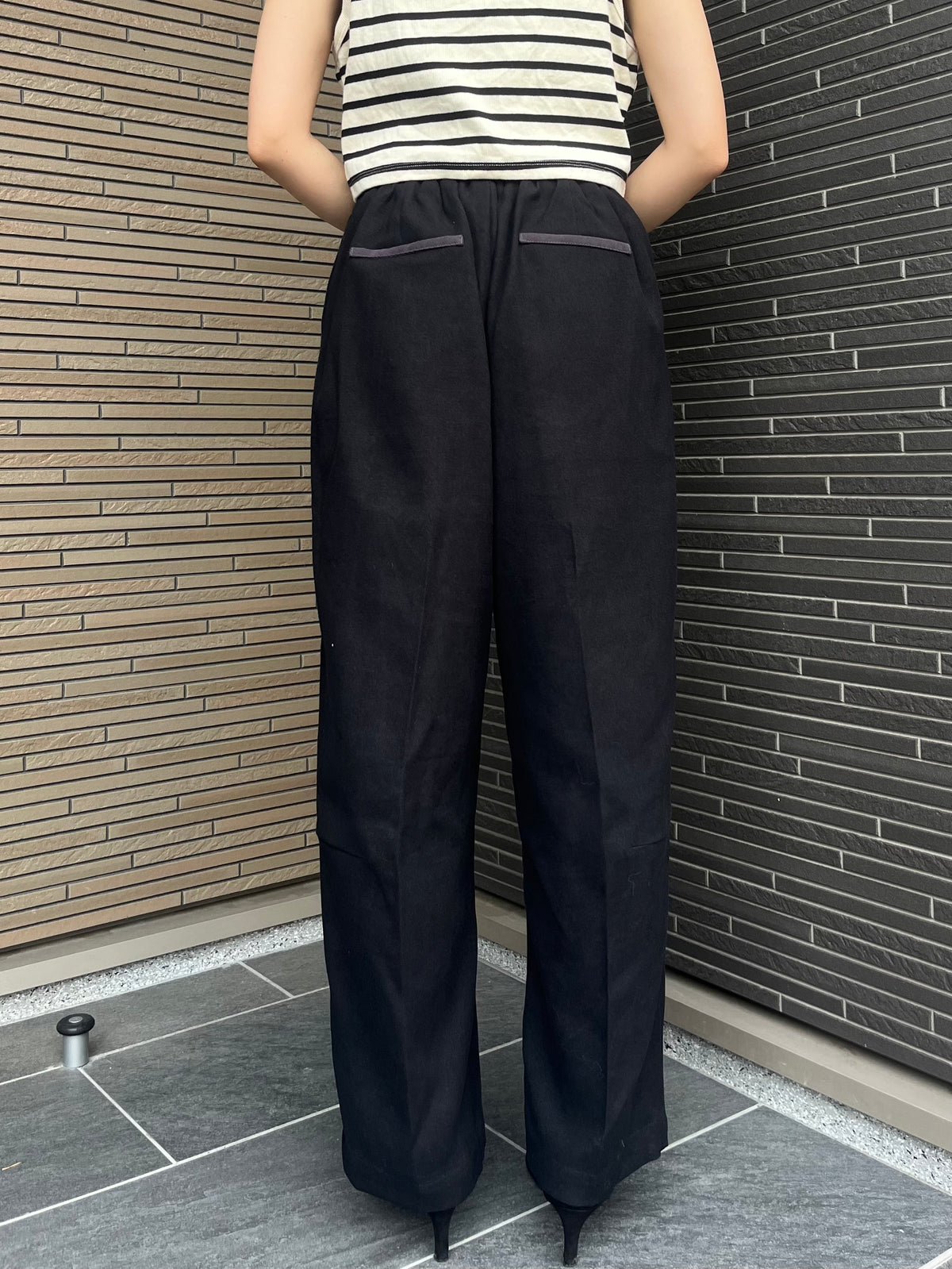 バレルパンツ ブラック